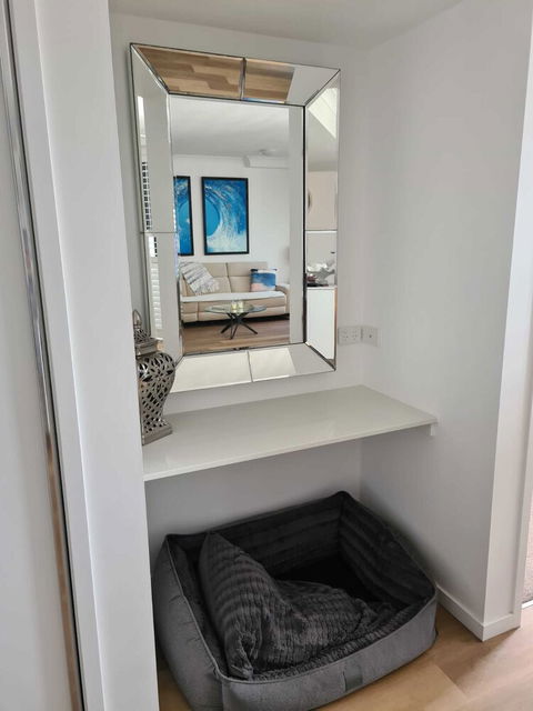 Modern 2 BR With Private Pool & Garden - Australia Accommodation 6