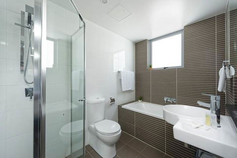 Astra Apartments Miller Street - Australia Accommodation 0