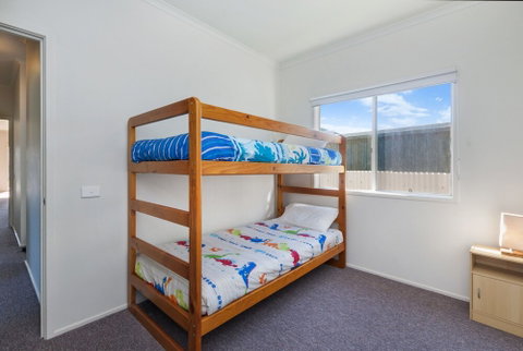 Julieanne - Australia Accommodation 5