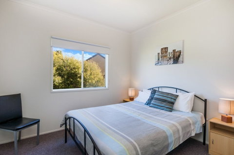 Julieanne - Australia Accommodation 3