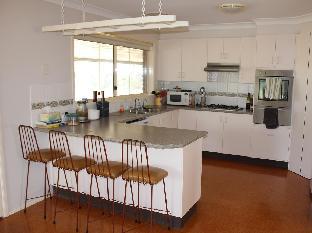 Waterfall Way Accommodation - Australia Accommodation 0