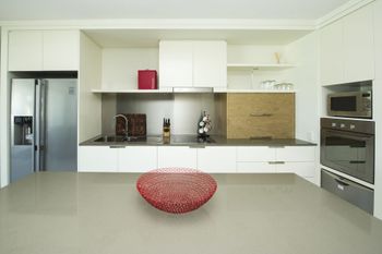Blue On Blue Apartment 811 - Australia Accommodation 5