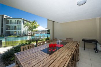 Blue On Blue Apartment 811 - Australia Accommodation 3