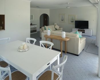 Albacore Unit 1 12 Ondine Close - Australia Accommodation 2