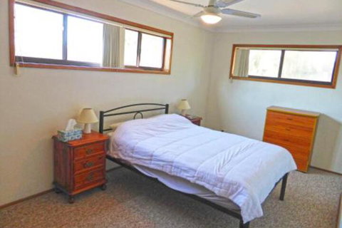 Dolphins Delight At Culburra Beach - Australia Accommodation 7