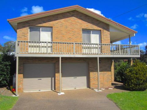 BAROONA By THE BEACH - Australia Accommodation 4