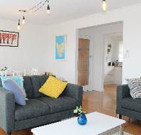Newly Renovated Unit Waters Edge - Australia Accommodation