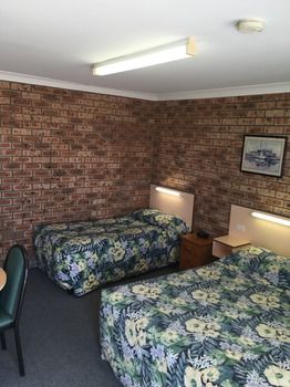 Dragon & Phoenix Motel - Australia Accommodation 3