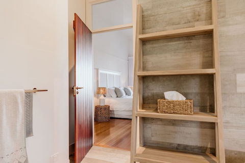 Waterfront - Australia Accommodation 5