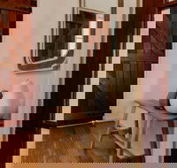 Waterfront - Australia Accommodation