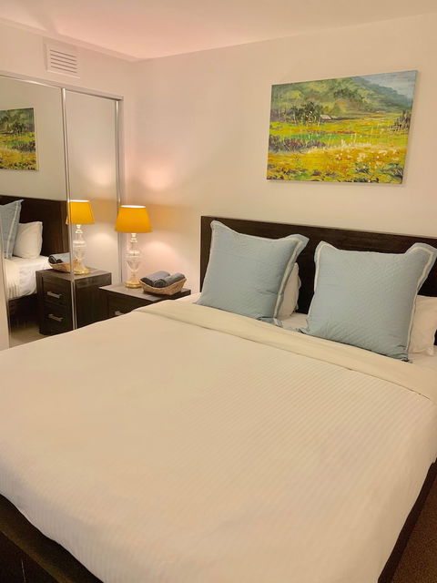Luxury Apartment With View - Australia Accommodation 6