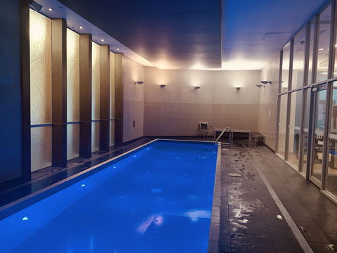 Luxury Apartment With View - Australia Accommodation 2