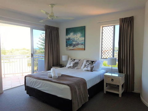 Beachside Resort - Australia Accommodation 0