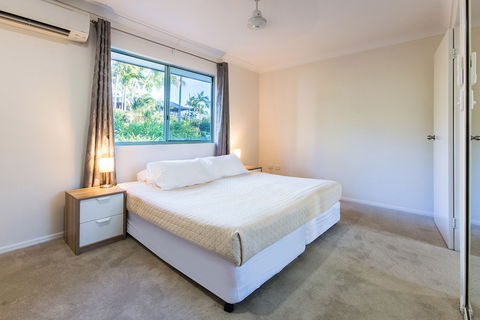 Sunset Waters Apartments - Australia Accommodation 5