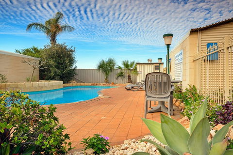 Osprey Holiday Village Unit 123 - Australia Accommodation 2
