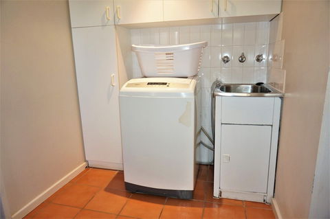 Osprey Holiday Village Unit 123 - Australia Accommodation 4