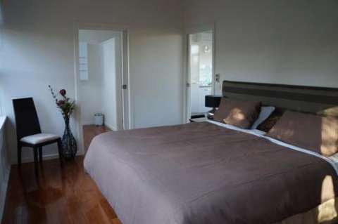 Harmony At Tower Hill Apartment - Australia Accommodation 6