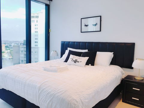 Skytower Apartment - Australia Accommodation 3