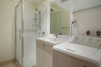 Lawlers 20 - Australia Accommodation 4