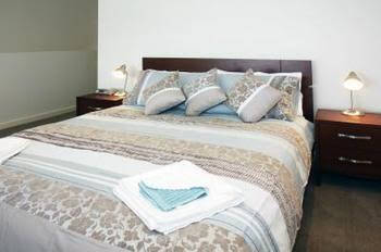 Harbour Views - Australia Accommodation 0