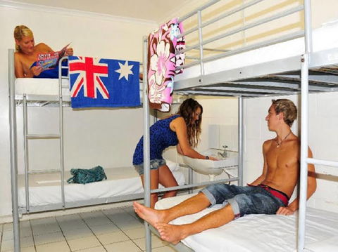 Flying Monkey Backpackers - Australia Accommodation 0