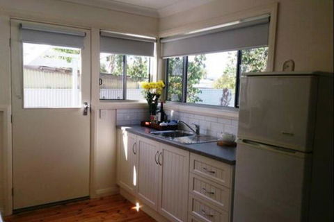 Annabelles Cottage - Australia Accommodation 2