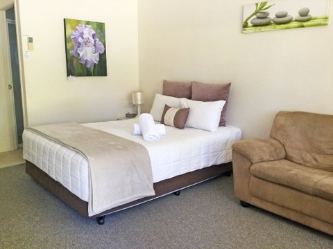 Alstonville Settlers Motel - Australia Accommodation 4