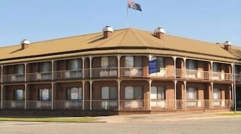 Albury Townhouse Motel - Australia Accommodation 0