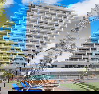 Elouera Tower Beachfront Apartments - Australia Accommodation