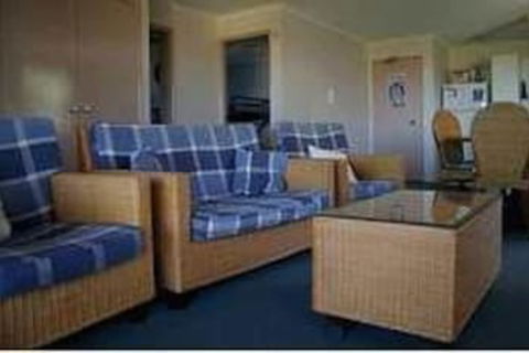 Whitecaps Holiday Apartments - Australia Accommodation 2