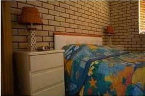 Whitecaps Holiday Apartments - Australia Accommodation 1