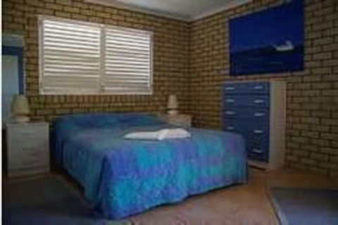 Whitecaps Holiday Apartments - Australia Accommodation 7