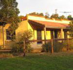 Dees Villa Bed  Breakfast - Australia Accommodation