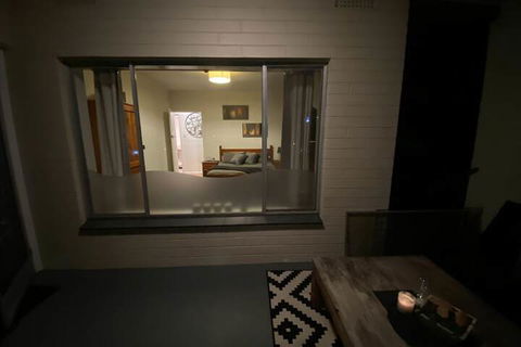 Apartment On Tennyson - Australia Accommodation 2