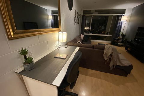 Apartment On Tennyson - Australia Accommodation 5