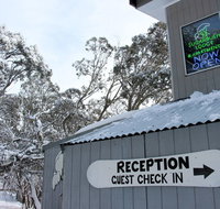 Sugarbush Lodge  Apartments - Australia Accommodation