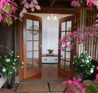 Milton Country Retreat The Chocolate Cottages - Australia Accommodation