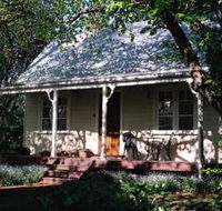 Elm Wood Cottages - Australia Accommodation