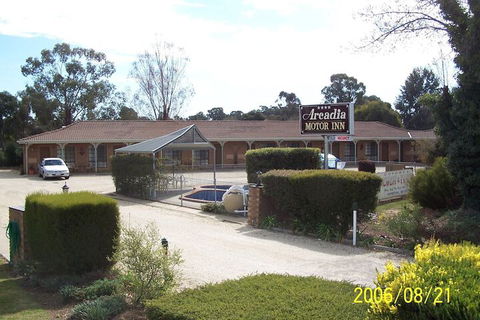 Arcadia Motor Inn - Australia Accommodation 1