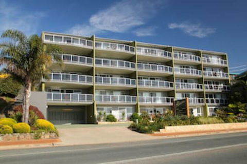 Albacore Apartments - Australia Accommodation 0