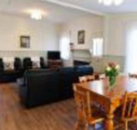 Country Gate Cottages - Australia Accommodation
