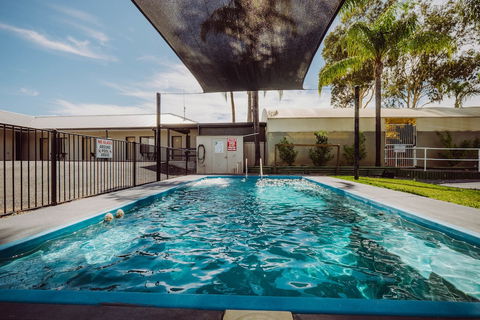 Artesian Spa Motel - Australia Accommodation 4