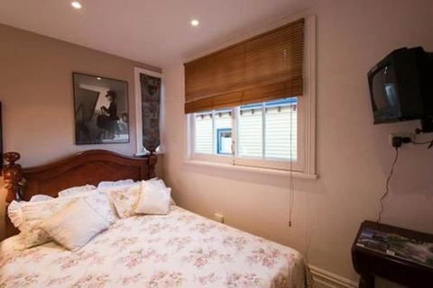 Merre Bes - Australia Accommodation 7