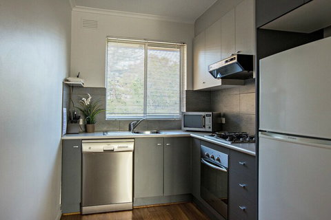 Adelaide DressCircle Apartments Childers Street - Australia Accommodation 7