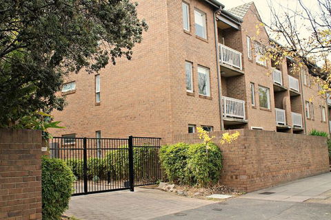 Adelaide Dresscircle Apartments Archer Street - Australia Accommodation 5