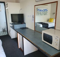 Budget on the Lake - Australia Accommodation