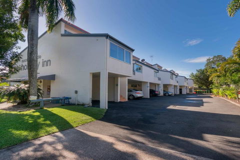 Noosa Parade Holiday Inn - Australia Accommodation 5