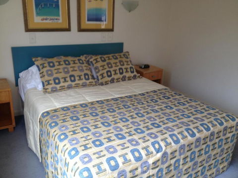 Noosa Parade Holiday Inn - Australia Accommodation 3