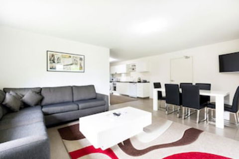Apex Park Holiday Apartments - Australia Accommodation 0