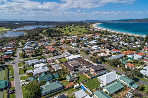 Albany Holiday Units - Australia Accommodation 0